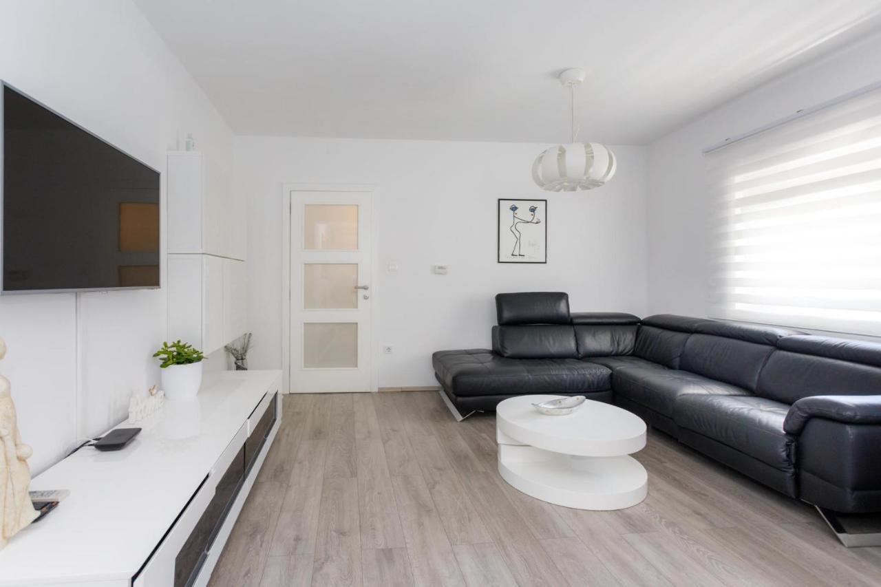 Apartman Laura Krk Town Luaran gambar